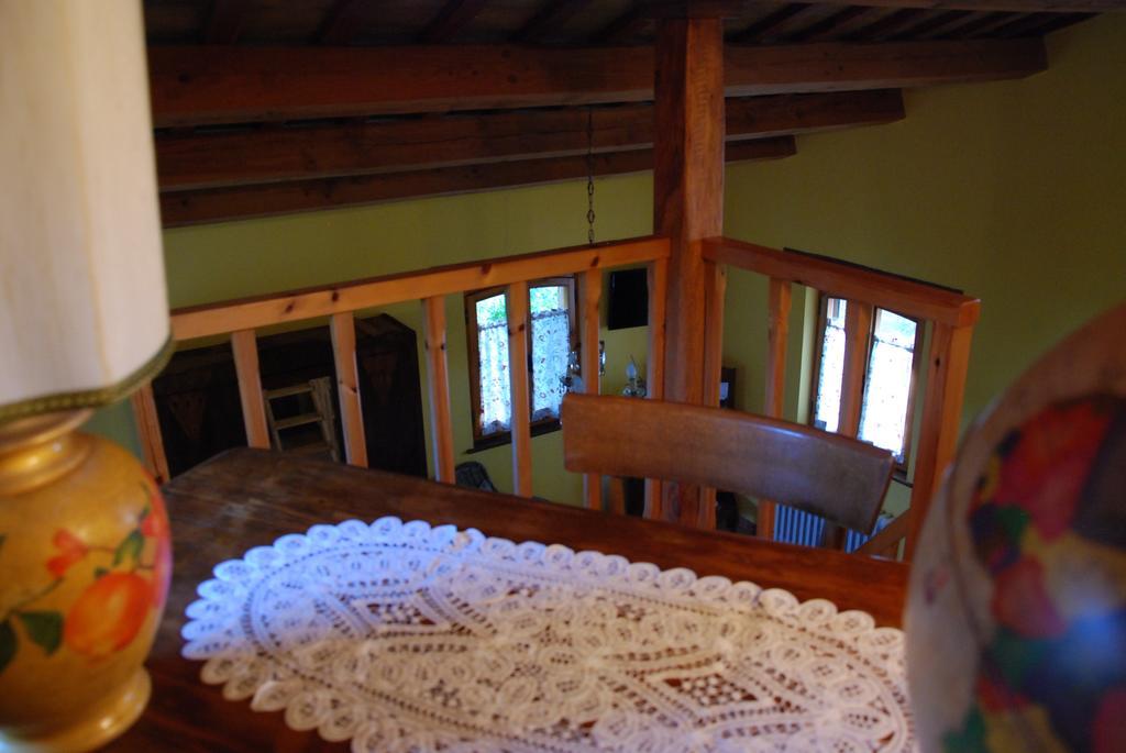 Guesthouse Casale Borgo Miriam Offida Ruang foto