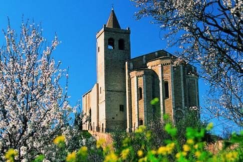 Guesthouse Casale Borgo Miriam Offida Bagian luar foto